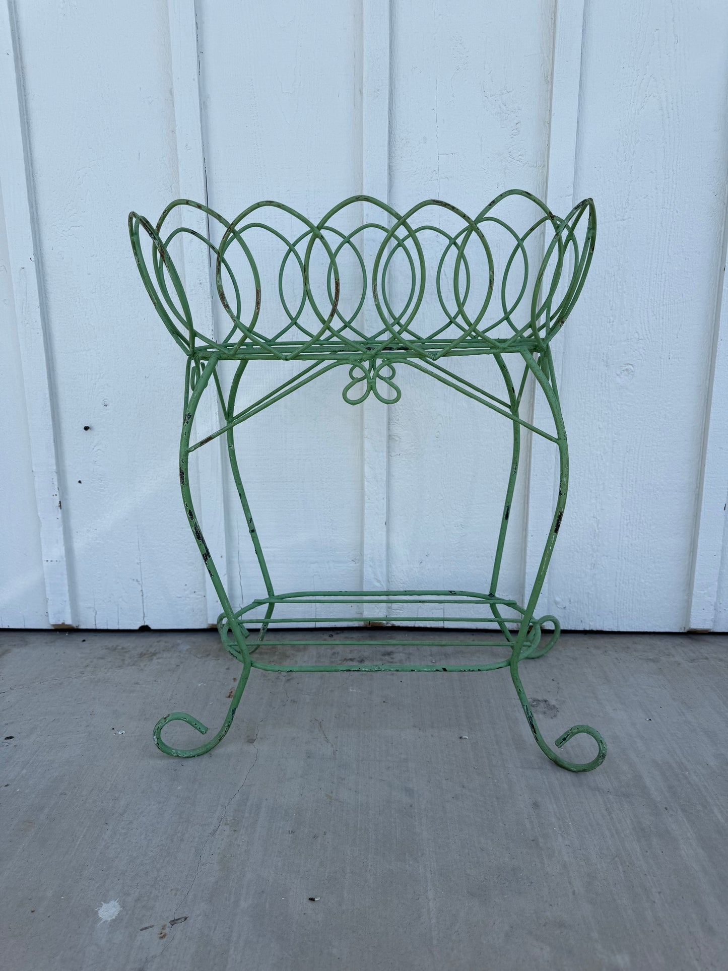 Oval Wrought Iron Plant Stand