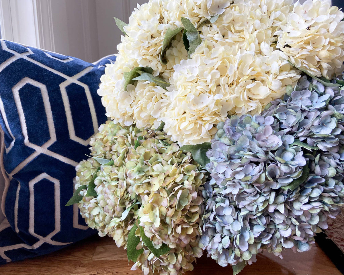 13" Hydrangea Pick