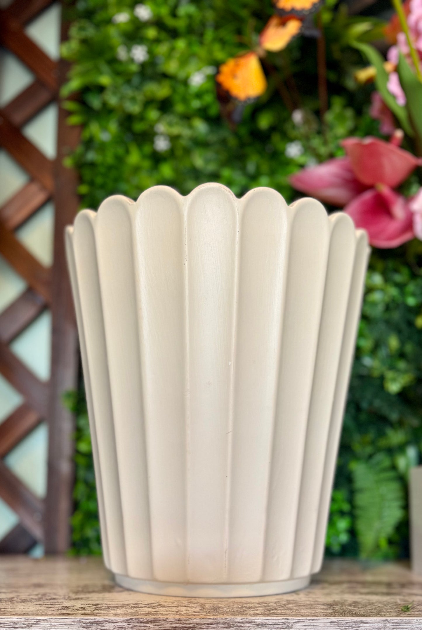 Ceramic Scalloped Container
