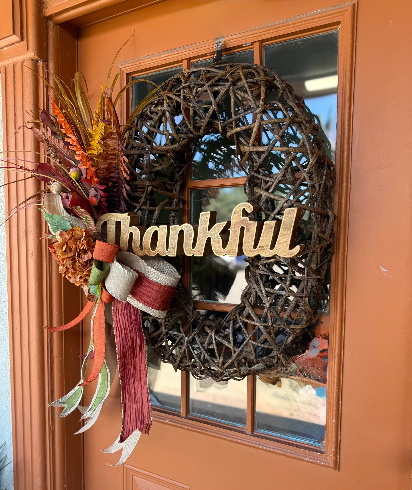 “Thankful” Fall Oval Wreath