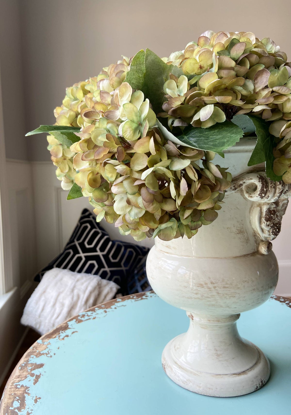 13" Hydrangea Pick