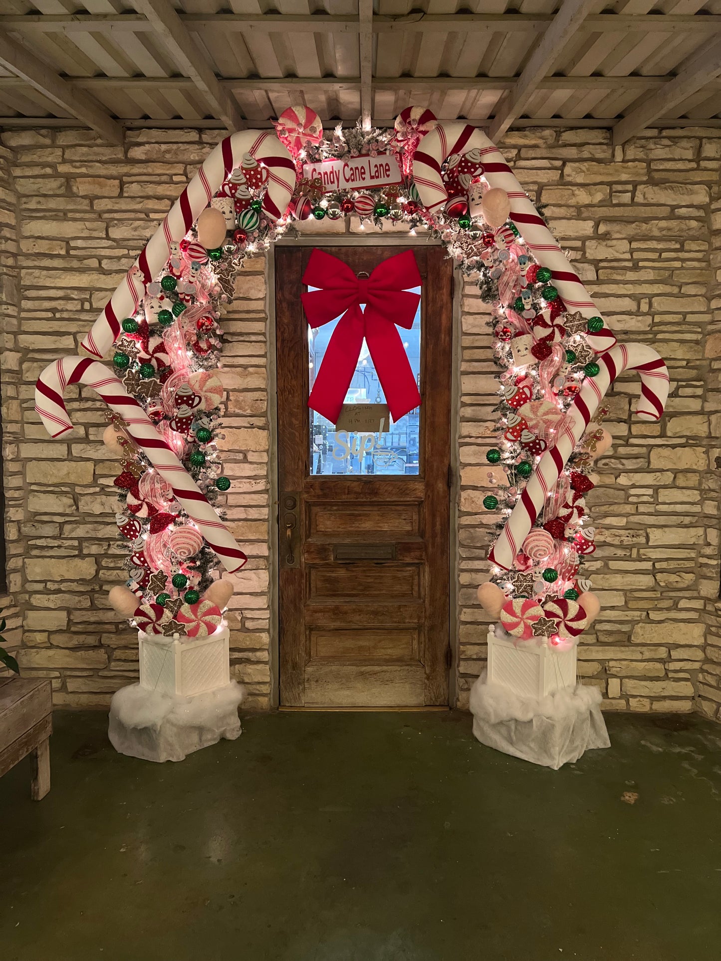 Holiday Decorating-RETURNING Clients