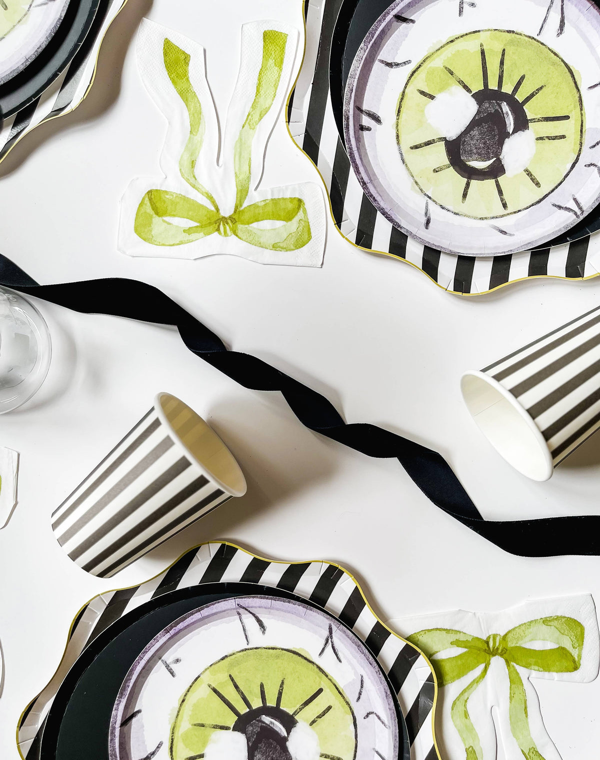 BOO Collection Black & White Striped Cups - 8 Per Pack