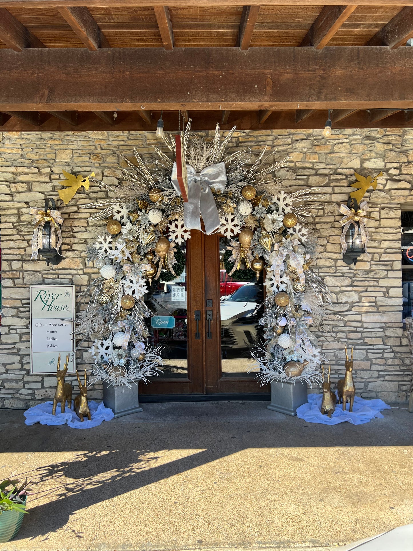 Holiday Decorating-RETURNING Clients