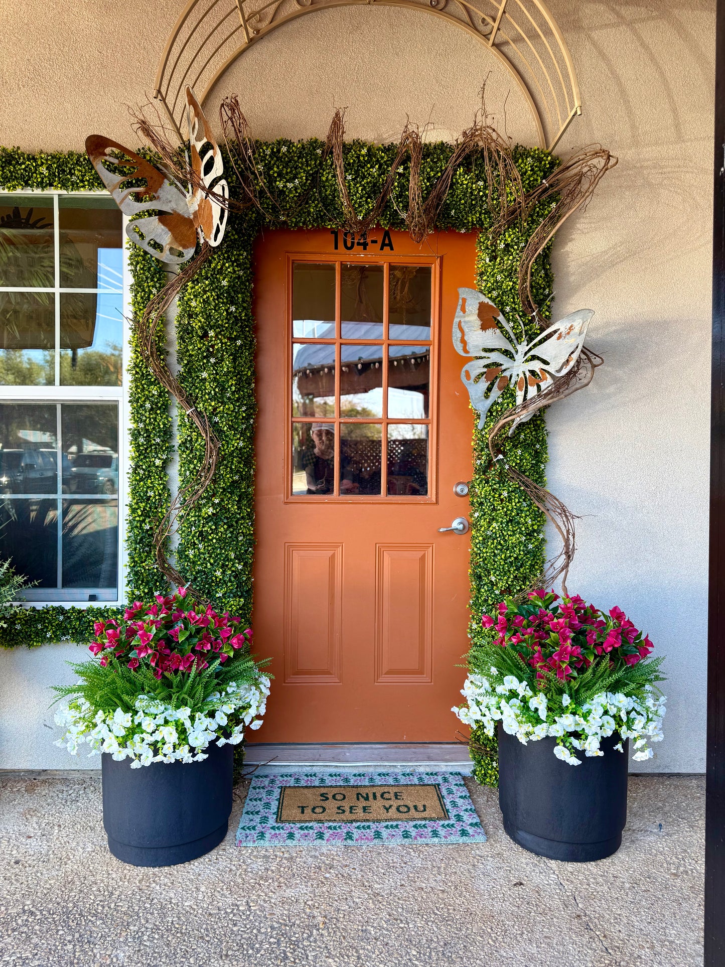 UV Treated Outdoor Bougainville Planters